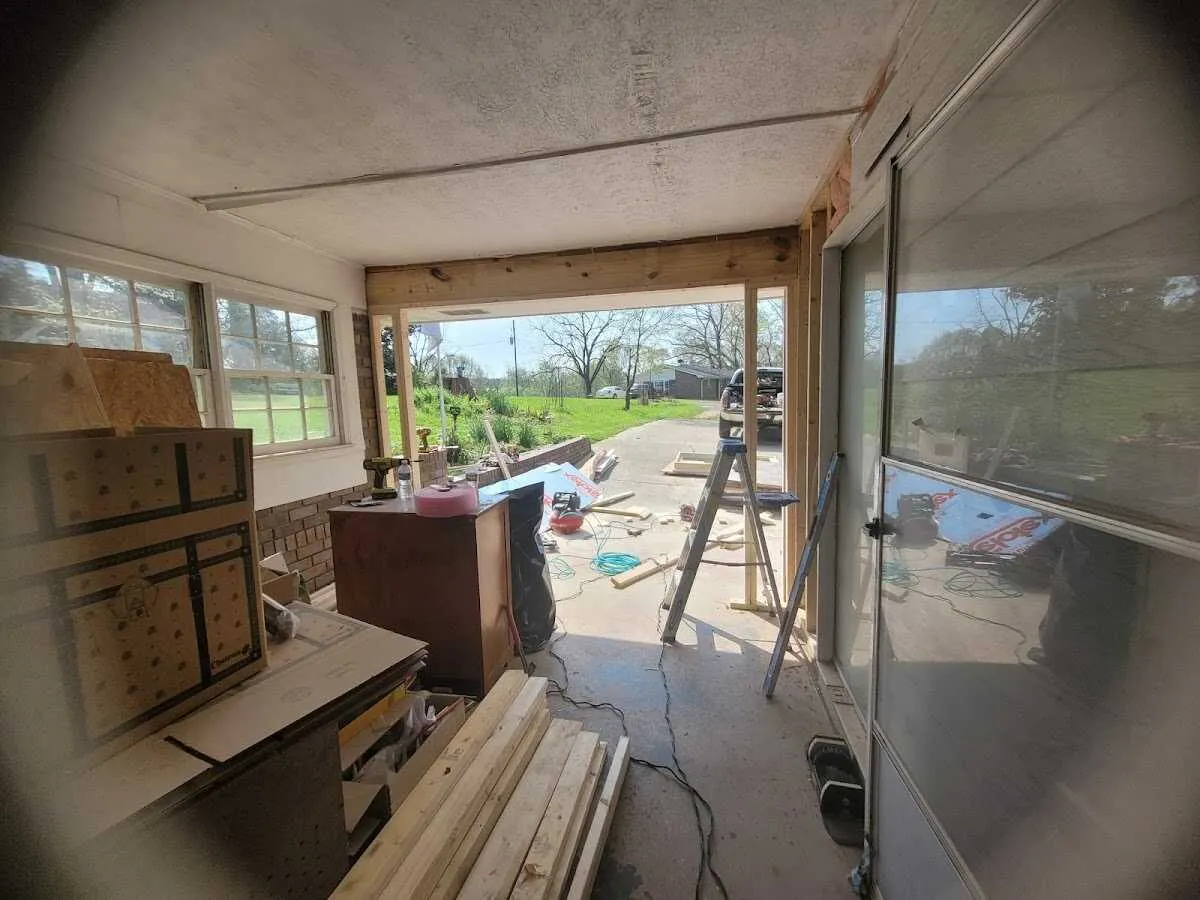 Air movers and dehumidifier for Water Mitigation Services in San Fernando